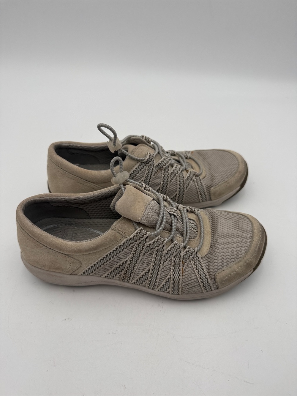 Dansko Casual Knit Lace-Up Sneakers Taupe women 36 hiking outdoor camp casual